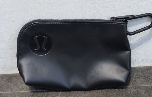 Lululemon Black Pouch, Bag With Belt Attachment Made From 50% Rubber