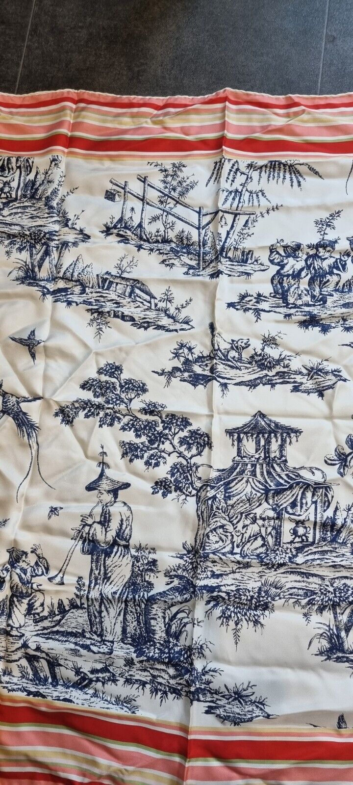 Cacharel Women's Square 100% Silk Japanese Design Scarf