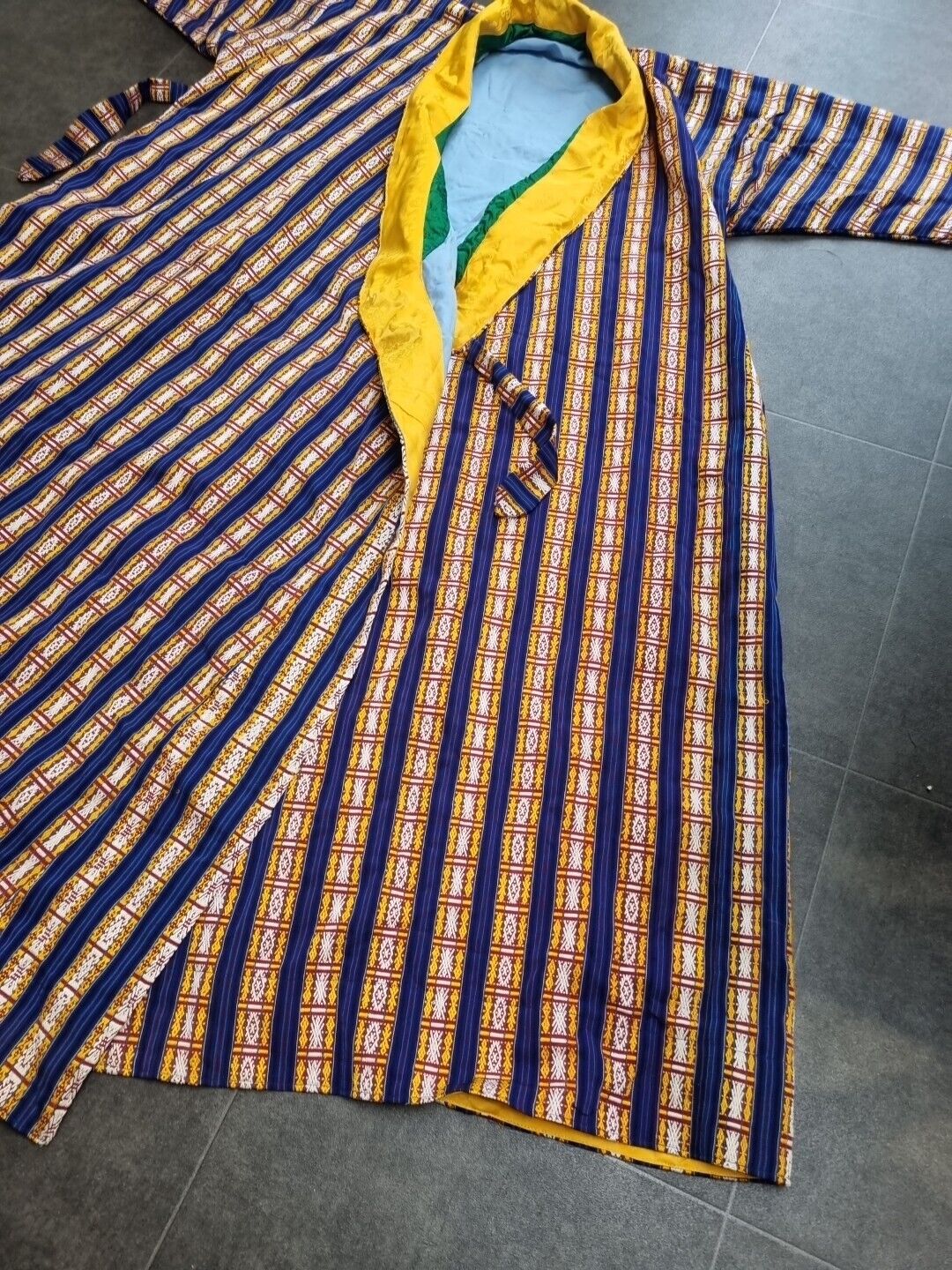 Men's Vibrant Blue Heavyweight Handmade, Lined Silk Kimono One Size