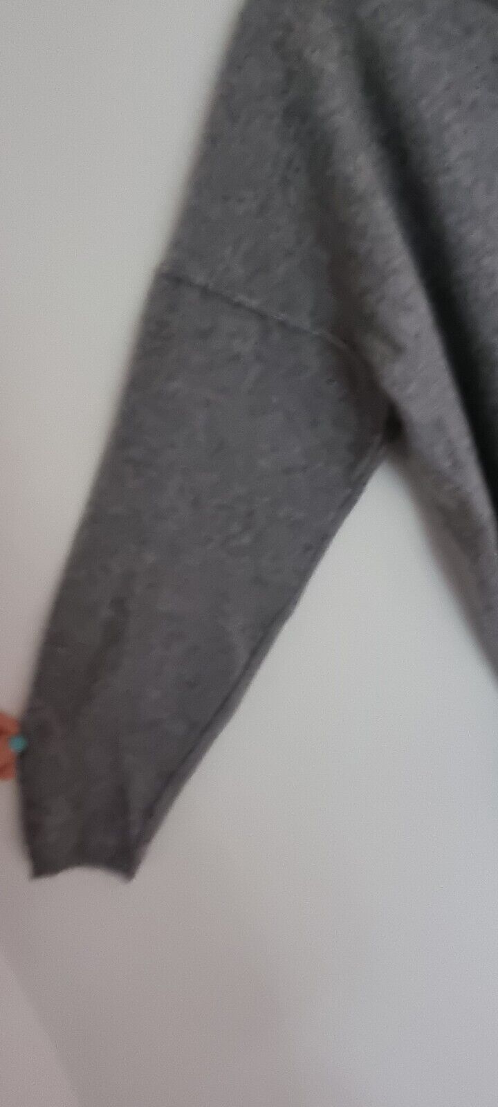 Katia Serafini Women's Grey V Neck Wool, Viscose, Cashmere Mix Pullover Size F42
