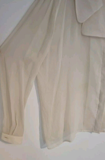 Georgio Armani Milan Women's  Cream 100% Pure Silk Blouse Size Approx 14/16
