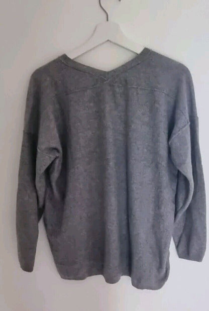Katia Serafini Women's Grey V Neck Wool, Viscose, Cashmere Mix Pullover Size F42