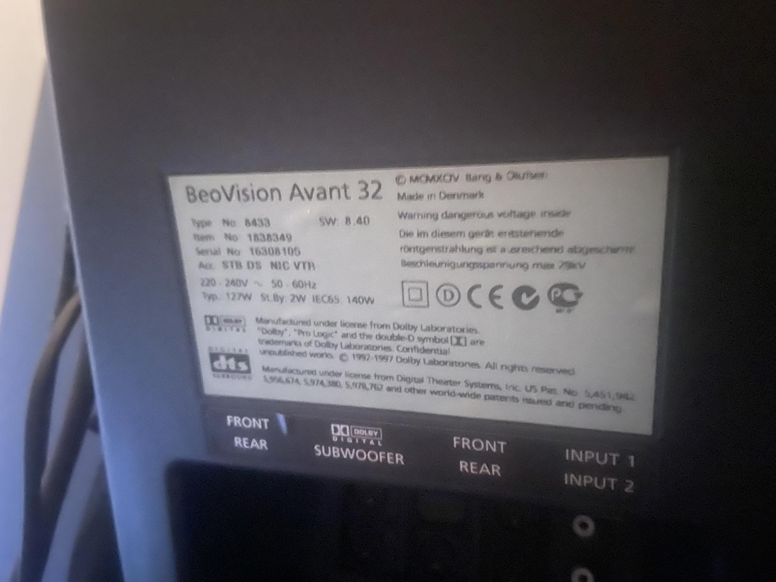 6402711