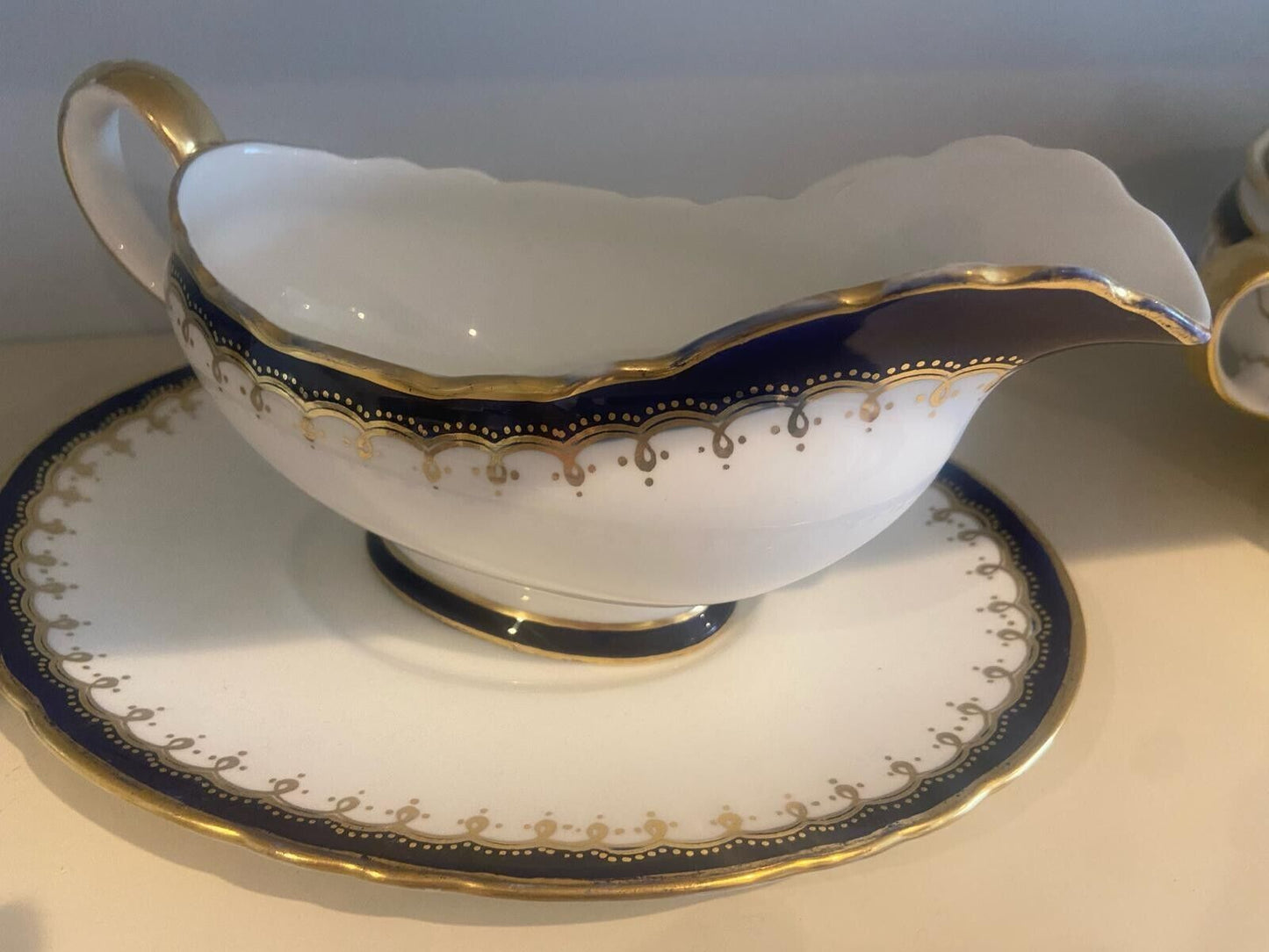 Aynsley China Dinner Set