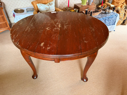 Mahogany Extendable Circular Table
