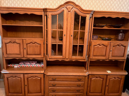 Vintage Oak Hutch with Glass Fronted Cabinets