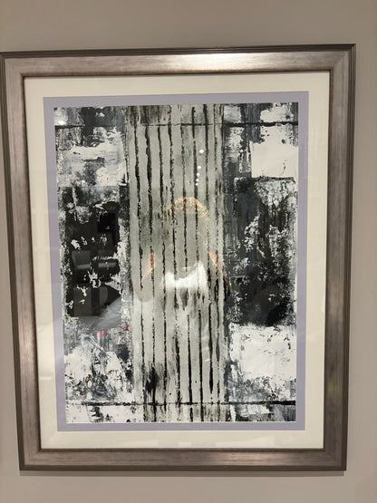 Pair of Black & White Pictures