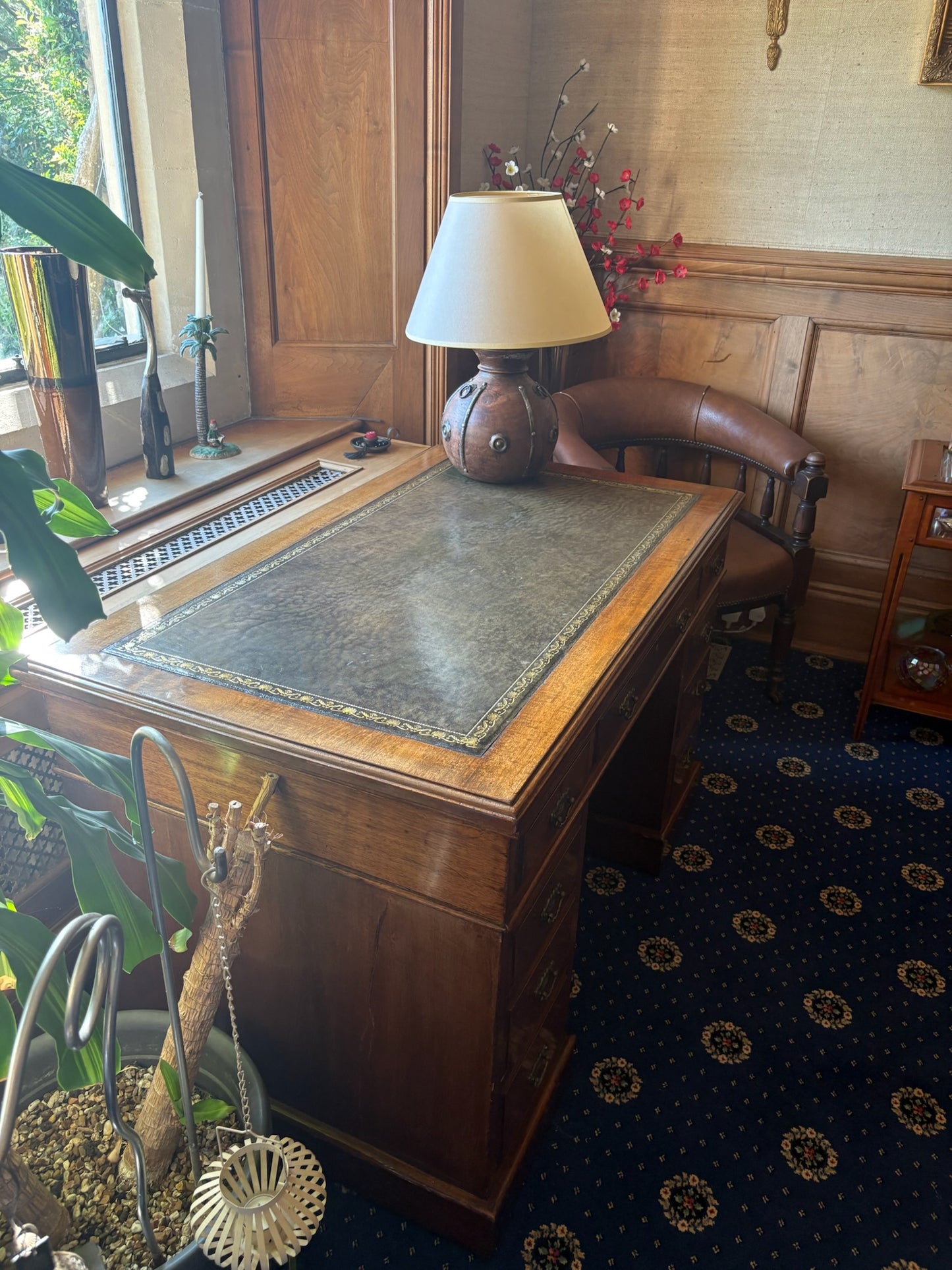 Antique Mahagony Pedestal Desk with Leather Top
