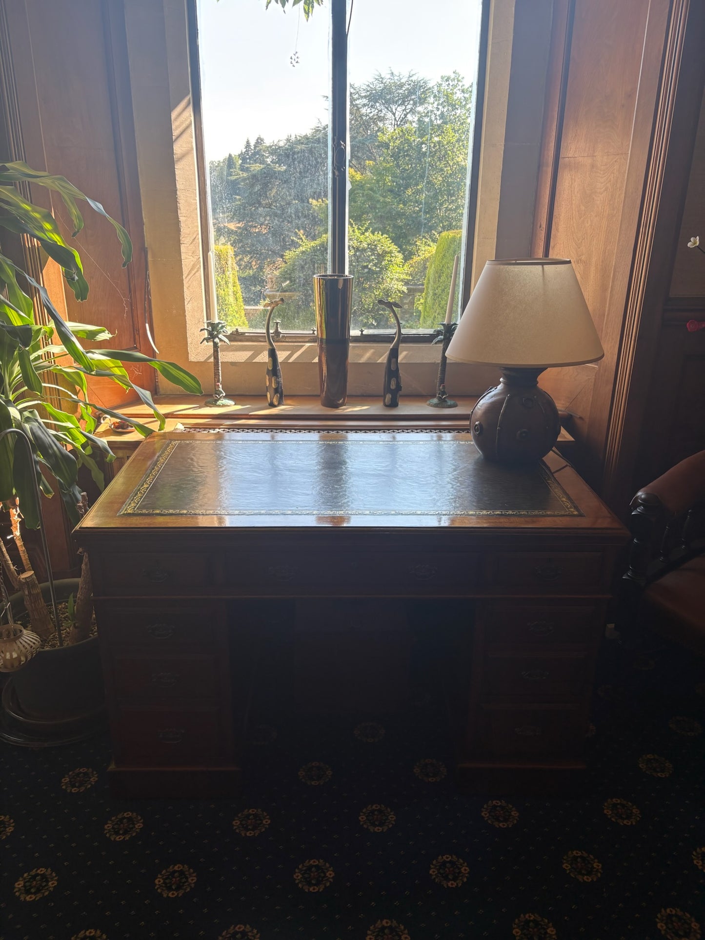Antique Mahagony Pedestal Desk with Leather Top