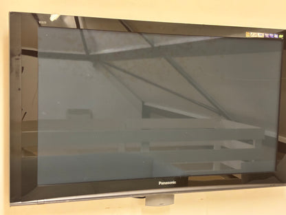 Panasonic TV with Bose Surround Sound Media Centre