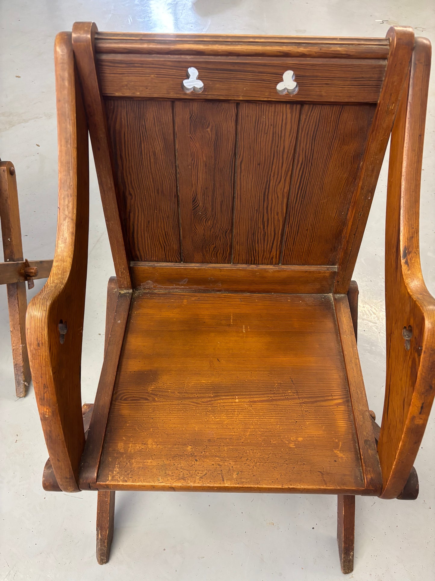 Pair of Cross leg Church Chairs
