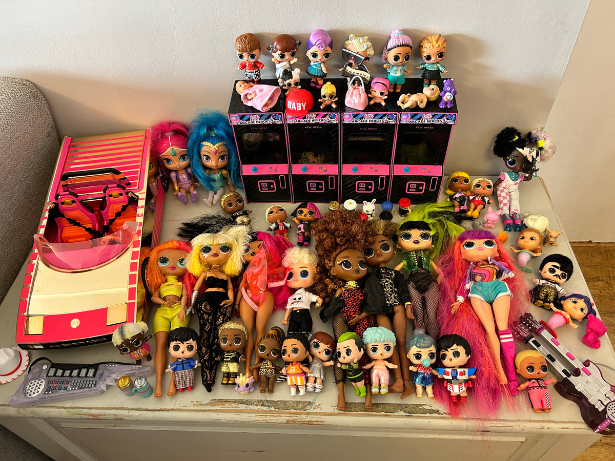 Large Bundle of LOL Dolls and accessories