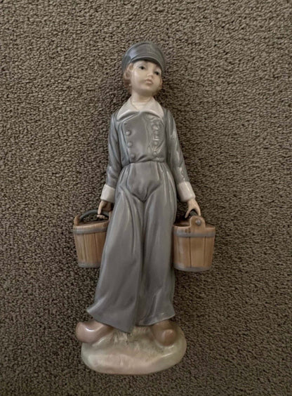 Vintage Lladro Boy with Pails #4811