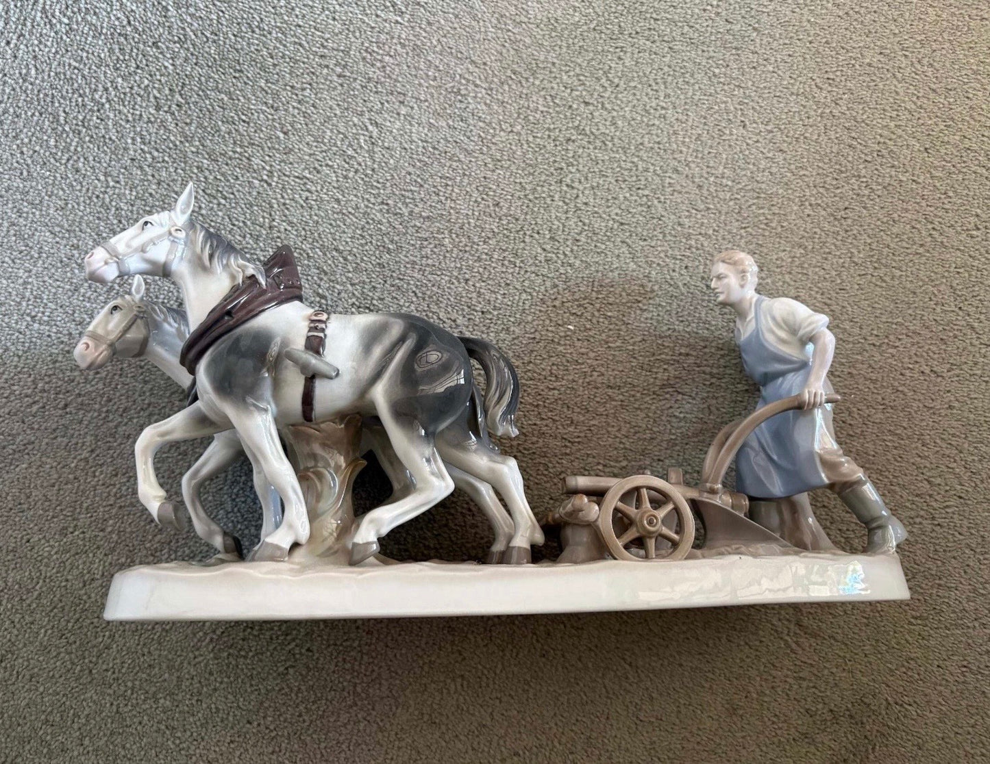 vintage Gerold Porzellan "Farmer Plowing with Horses" (#4900)