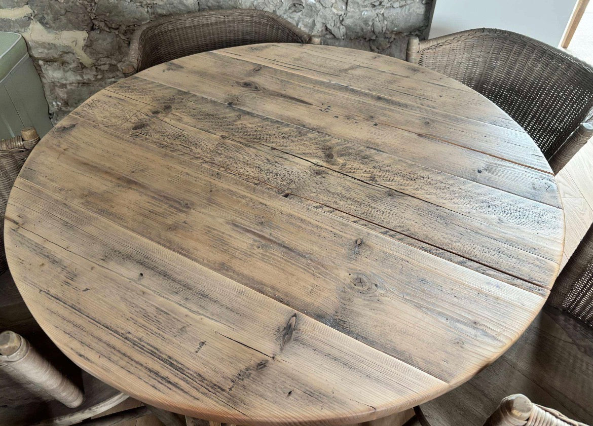 Ennis and Brown Circular Oak Dining Table