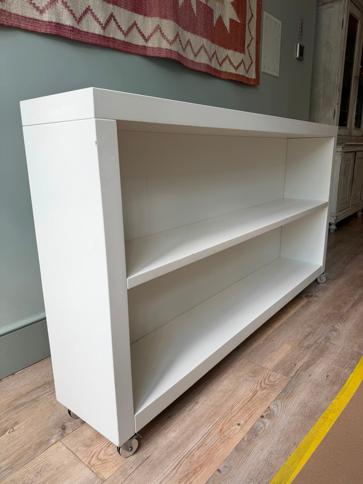 Console Unit on Castors