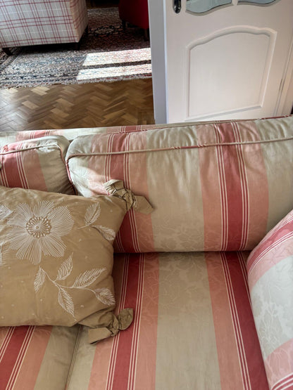 Jane Churchill Sofas